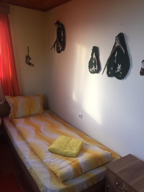 Becze Vanda Kulcsoshaz Lăzarea エクステリア 写真