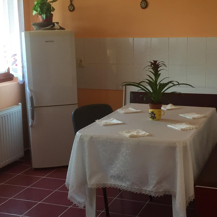 Becze Vanda Kulcsoshaz Lăzarea エクステリア 写真